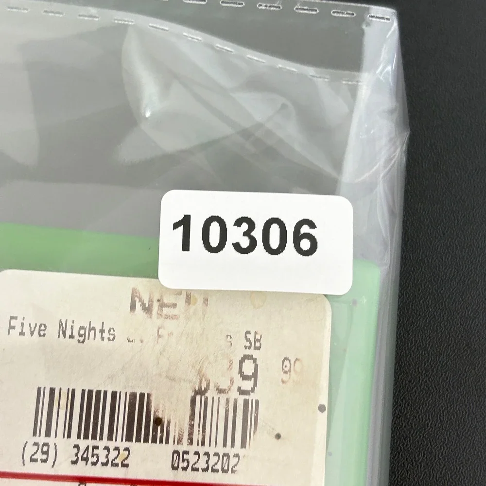 Maximum Games Xbox Series X Five Nights at Freddy's Security Breach Green Disc